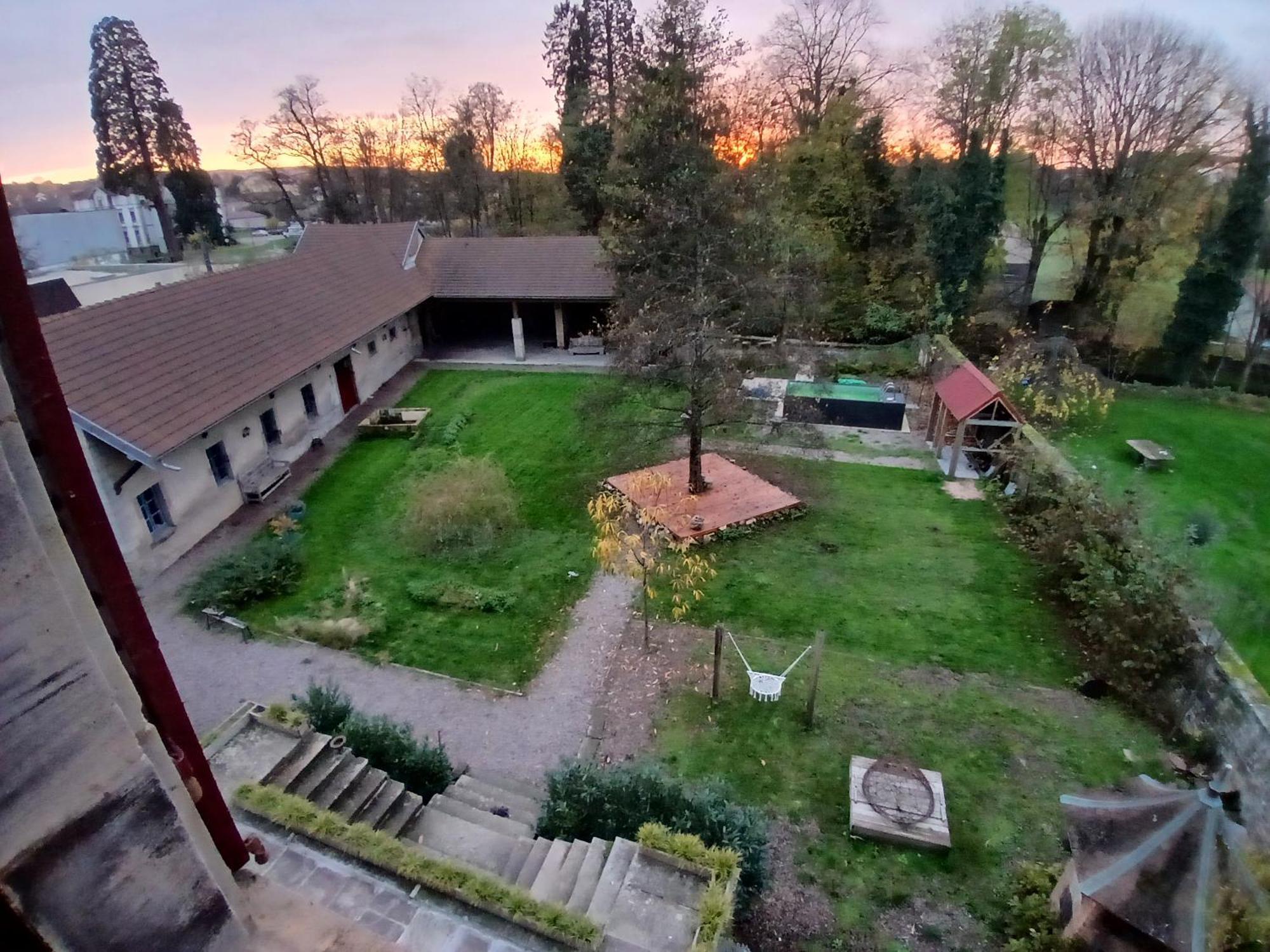 Bed and Breakfast Manoir La Cerise Fougerolles-Saint-Valbert Exterior foto